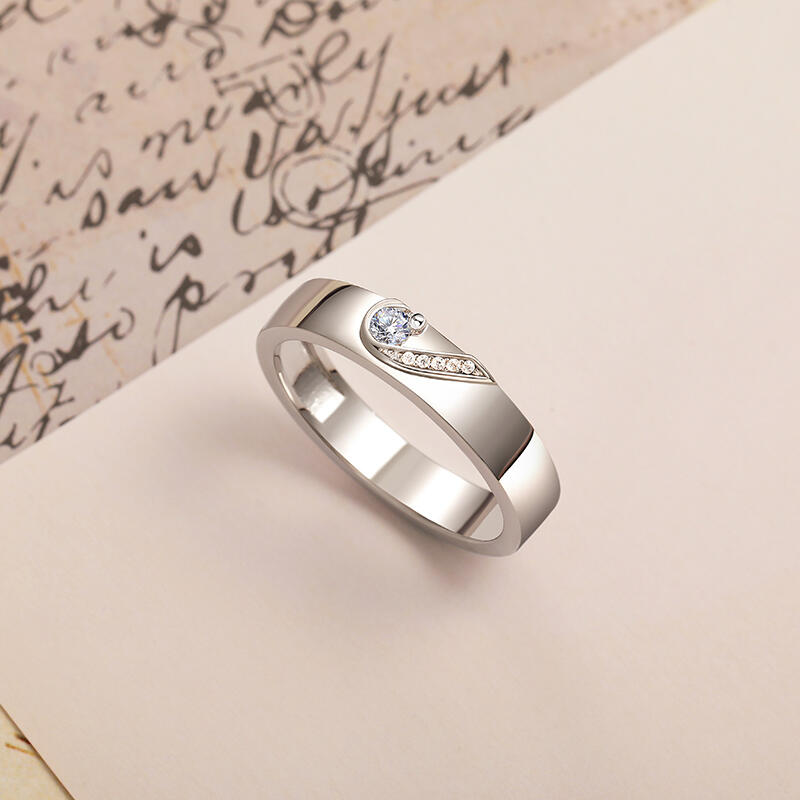 Jeulia Alianza de Boda para Hombre Corazón Simple de Plata de Ley