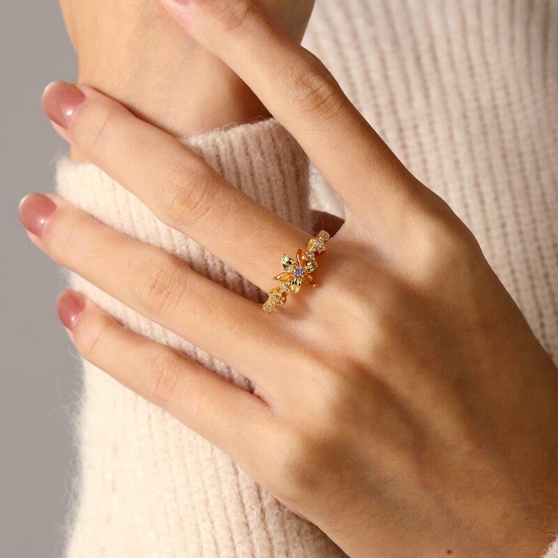 Jeulia Golden Flower Ring with Round Cut Purple Stone