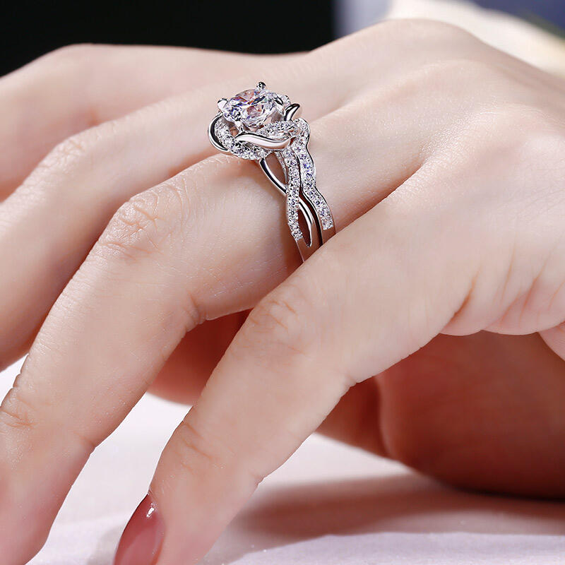 Jeulia Twist Floral Round Cut Sterling Silver Ring Set