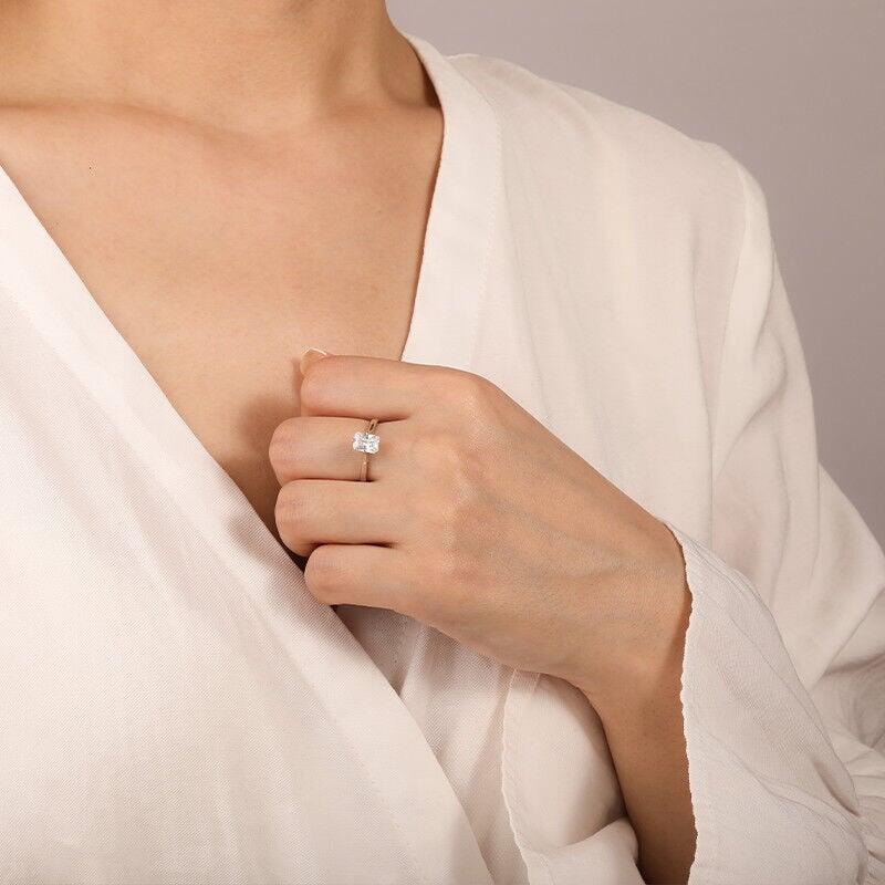 Jeulia Anillo de Compromiso de Plata de Ley de Corte Esmeralda