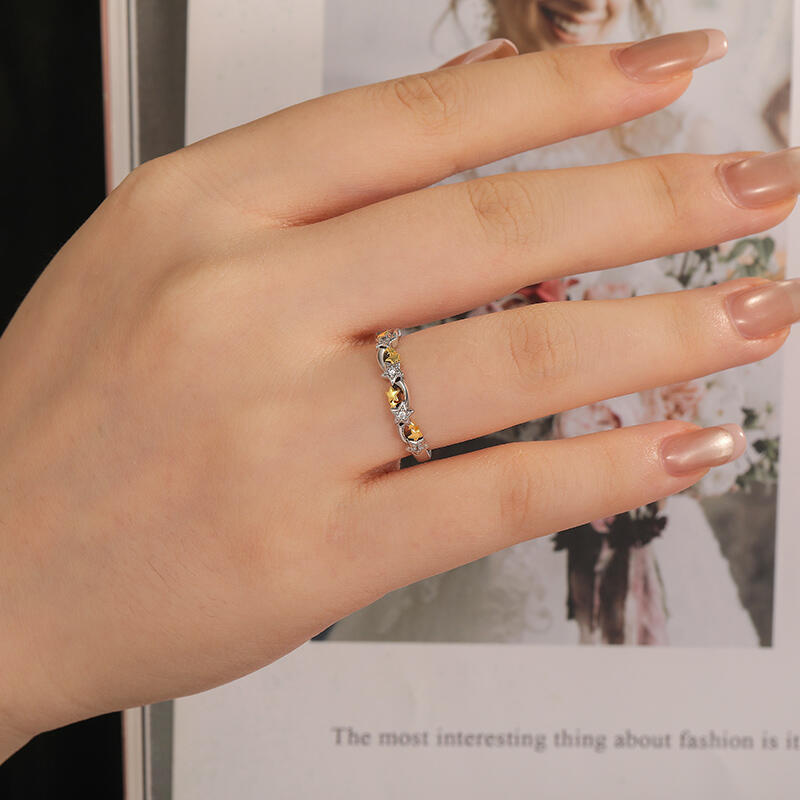 Jeulia Simple Fashion Two Tone Star Ring