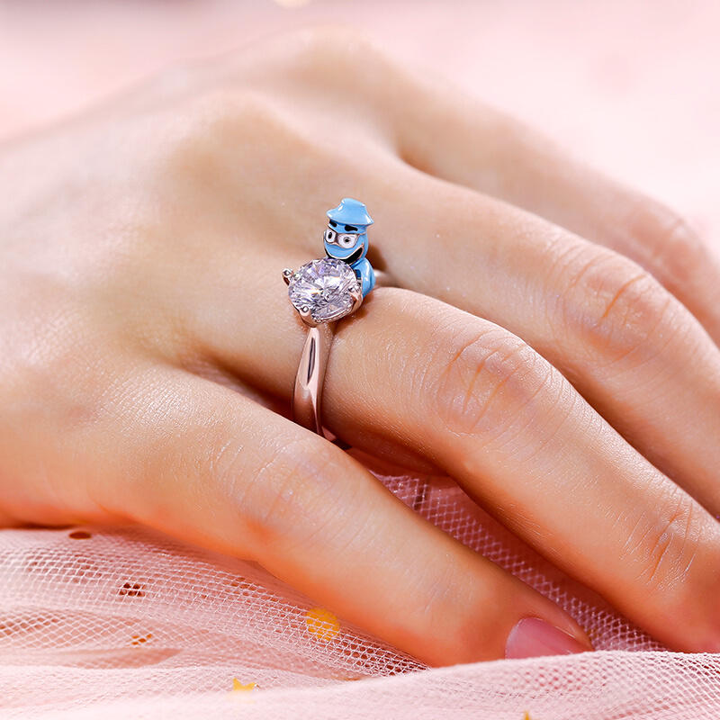 Jeulia Hug Me "Dreamer's Soul" Jazzman Round Cut Sterling Silver Ring