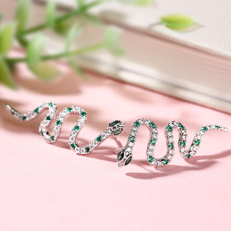 Jeulia "Spiritual Rebirth" Snake Shape Sterling Silver örhängen