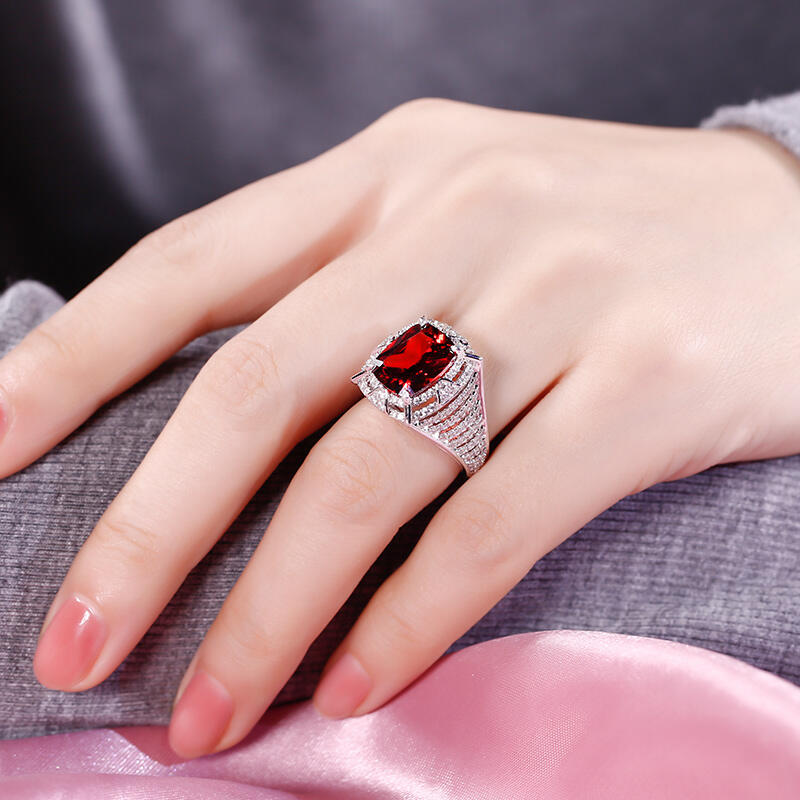 Jeulia "The Southern Shining Pyramid" Egyptian Pyramids Cushion Cut Sterling Silver Ring