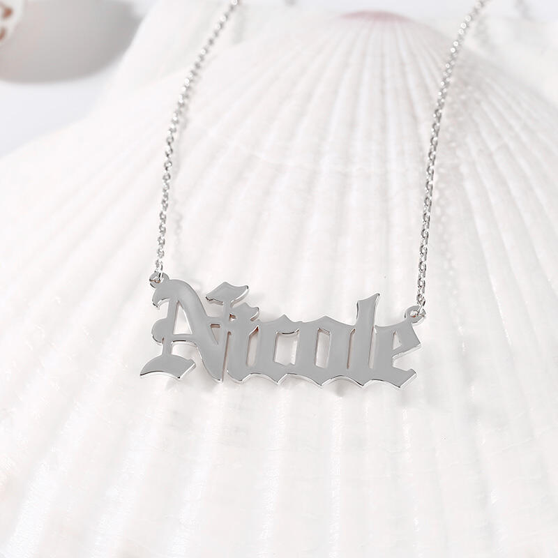 シンプル ネーム ネックレス