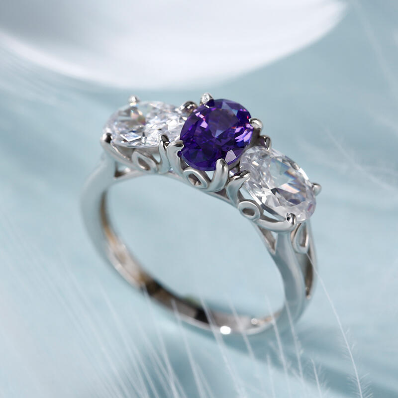 Jeulia Anillo Con Tres Piedras De Talla Ovalada En Plata De Ley