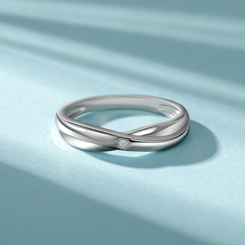 Jeulia Custom Twist Heart Couple Ring Set