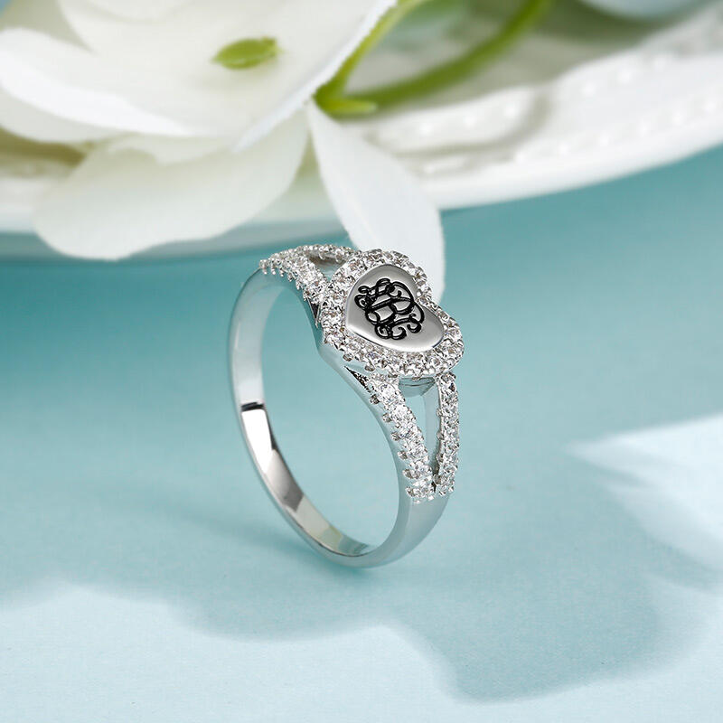 Jeulia Halo Heart Monogram Personalized Sterling Silver Ring