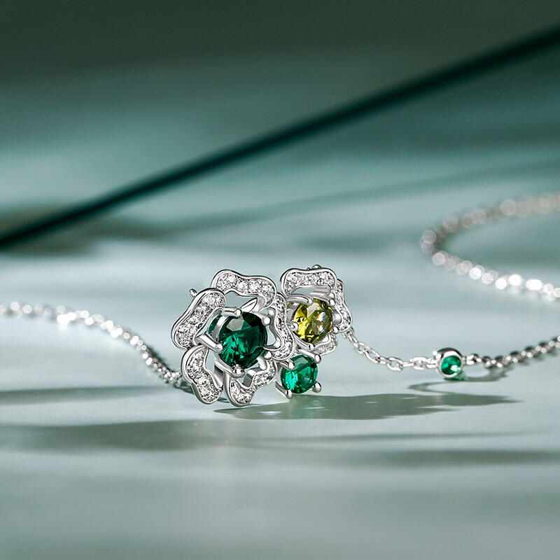 Jeulia "Desire of Love" Flowers Round Cut Sterling Silver Necklace