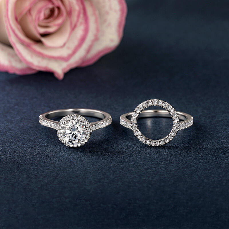 Jeulia Juego de Anillos de Compromiso con Halo Corte Redondo Personalizados en Plata Esterlina
