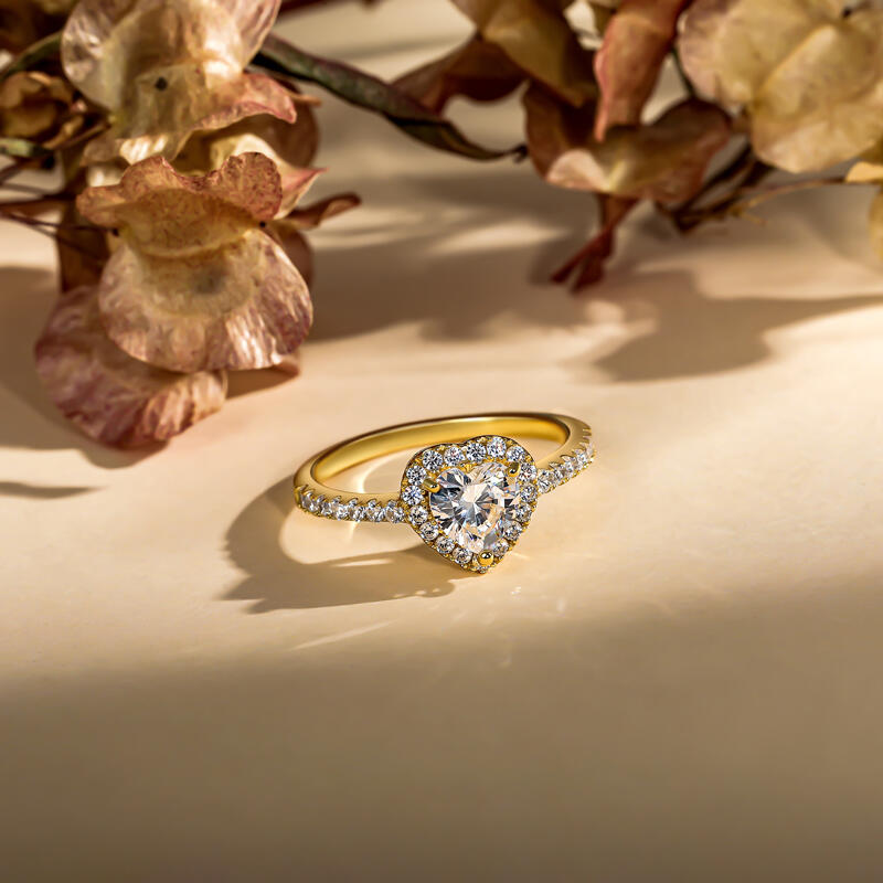 Jeulia Vintage Custom Halo Heart Engagement Ring