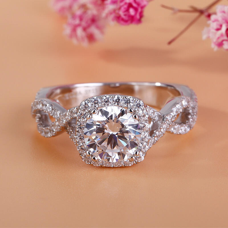 Jeulia Twist Round Cut Sterling Silver Ring