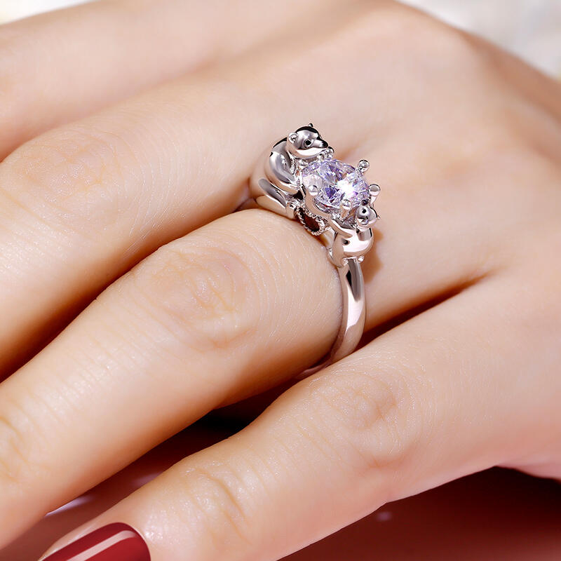 Jeulia Hug Me "Mother & Baby" Polar Bear Round Cut Sterling Silver Ring