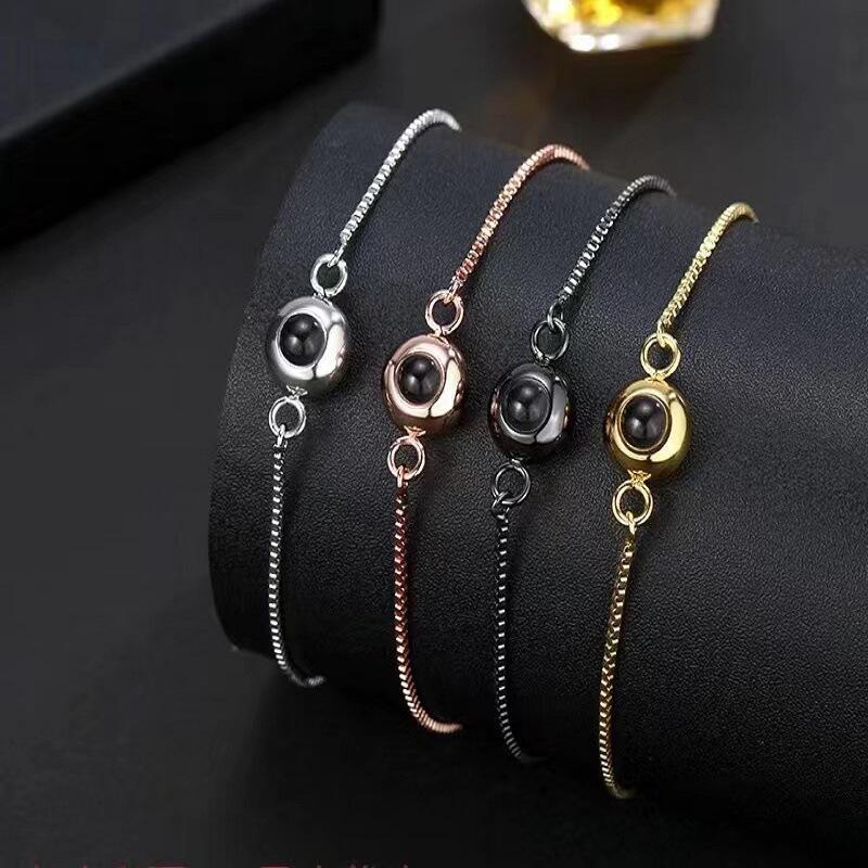 Bracelet personnalisé avec projection d'une belle photo Cadeau cool et sympa