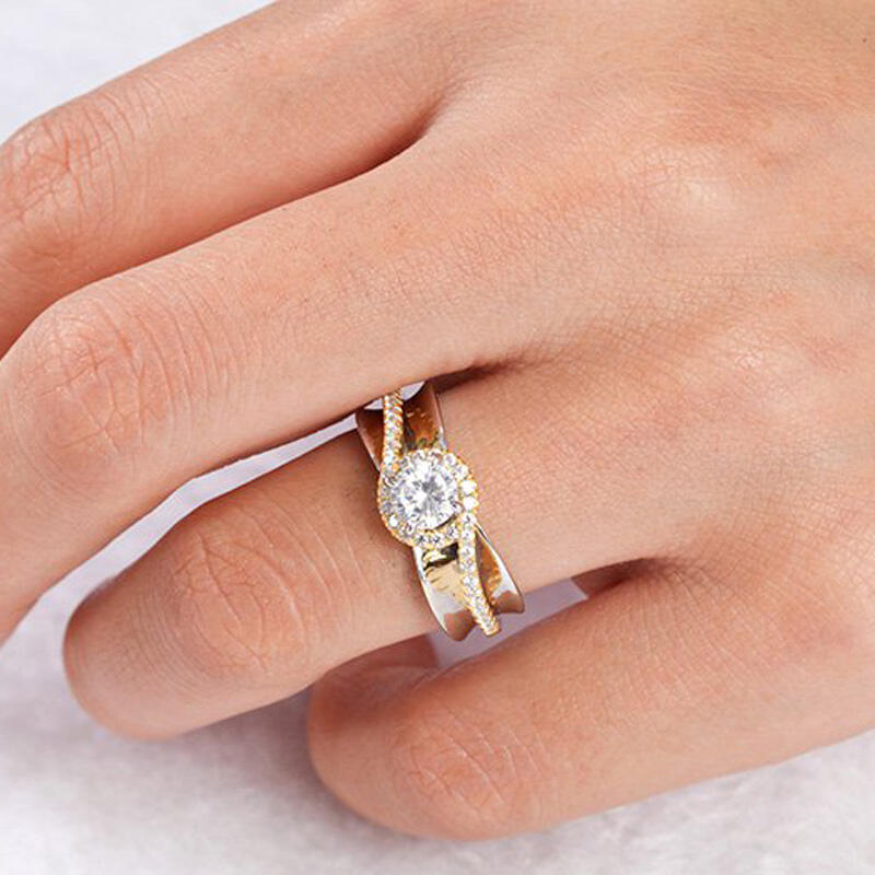 Jeulia Unikatowy Dwukolorowy Pierścionek Srebrny z Okrągłym Szlifem