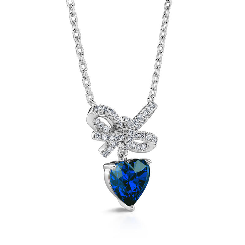 Jeulia Collar de plata de ley con colgante de corazón y pajarita