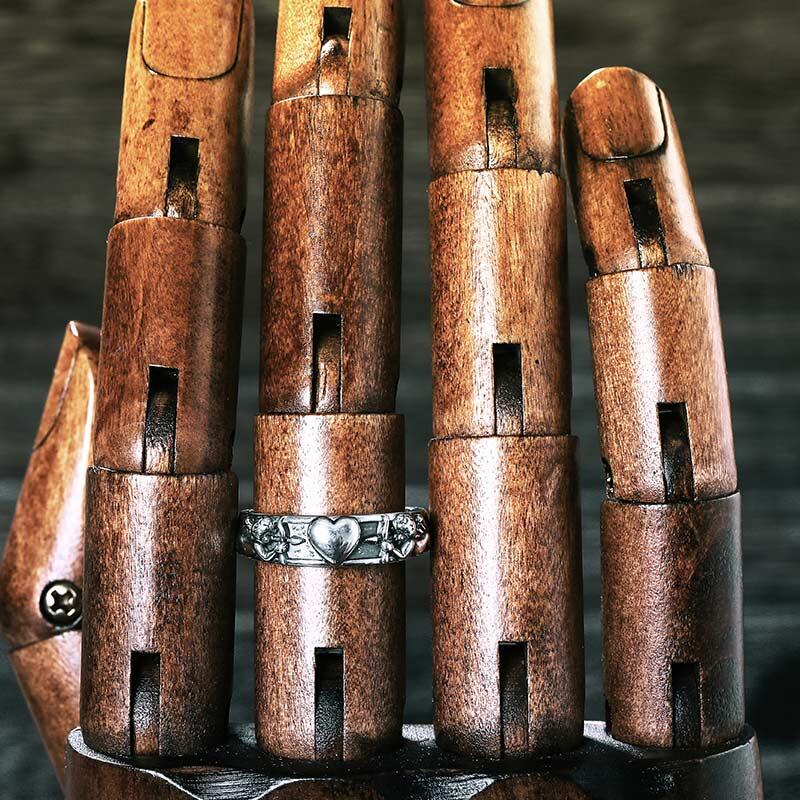 Jeulia "Cupid's Arrow" Heart Sterling Silver Ring