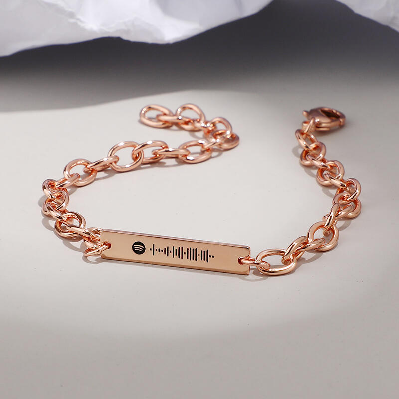 Jeulia Pulsera de acero inoxidable con código inicial de spotify escaneable