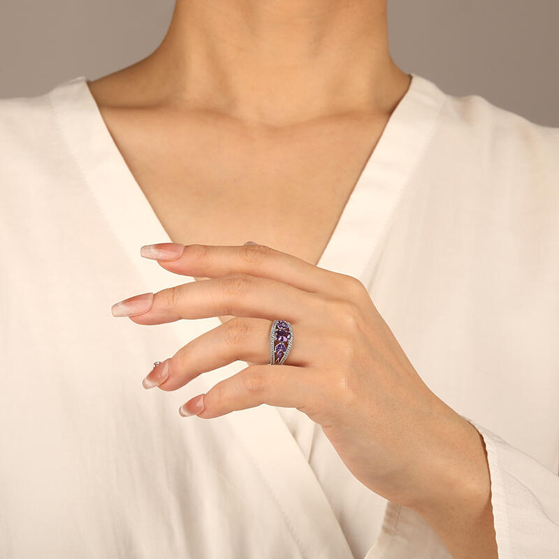 "Inner Soul" Oval Cut Cluster Side Stone Engagement Ring
