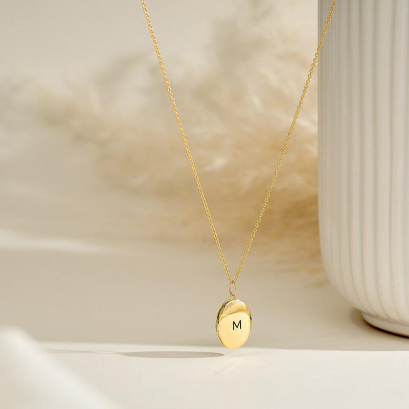Personalized Oval Photo Necklace Great Gift For Christmas