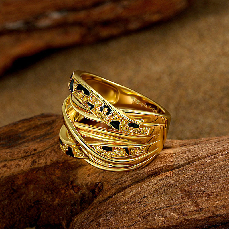 Jeulia x Leyla Anillo Entrelazado Sombra de Guepardo en Arena Movediza