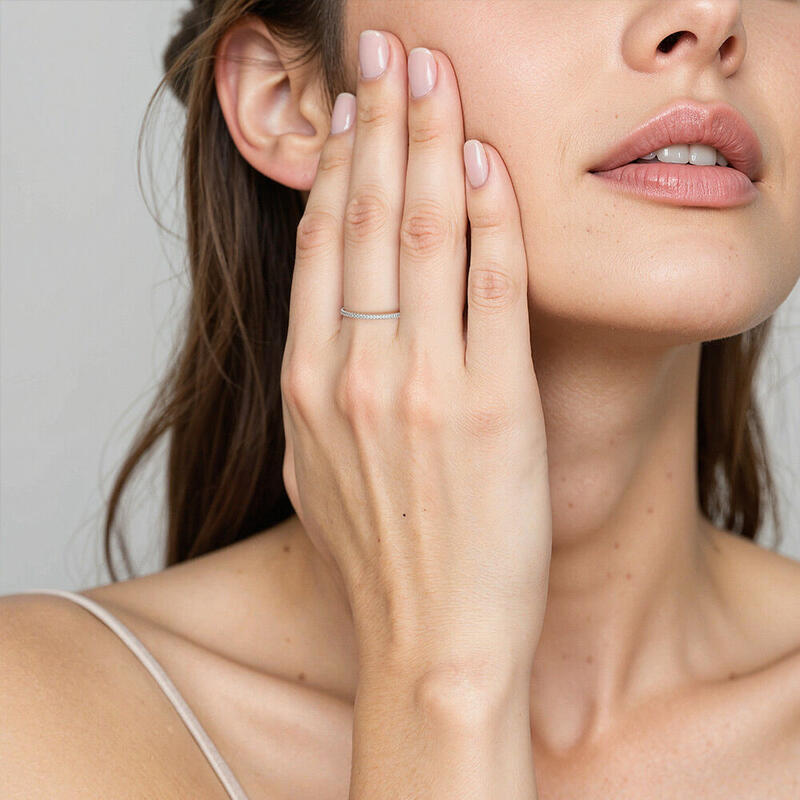 "Tell It To My Heart" 1.6mm Classic Wedding Band