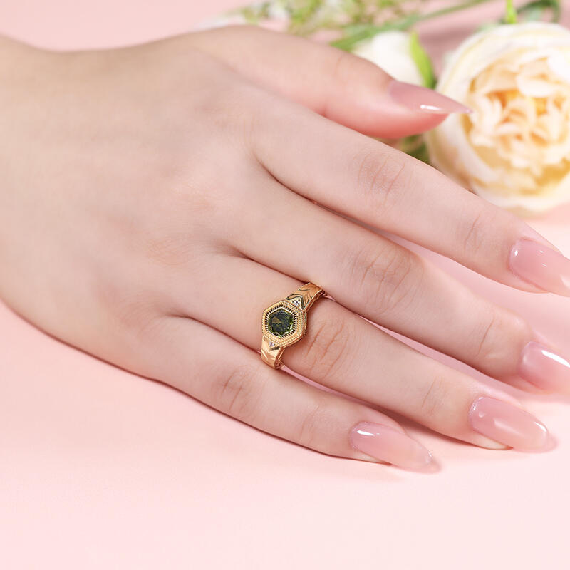 Jeulia Engagement Ring Roung Cut Sterling Silver Gold Tone