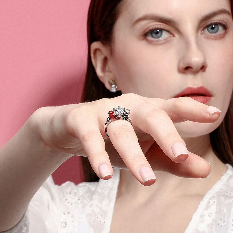 Jeulia Hug Me "Magic of Love" Skull Couple Round Cut Sterling Silver Ring