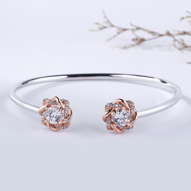 Jeulia Twist Halo Round Cut Sterling Silver Jewelry Set