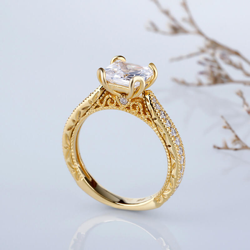 Anillo Con Tono Dorado Milgrain De Talla Princesa En Plata De Ley