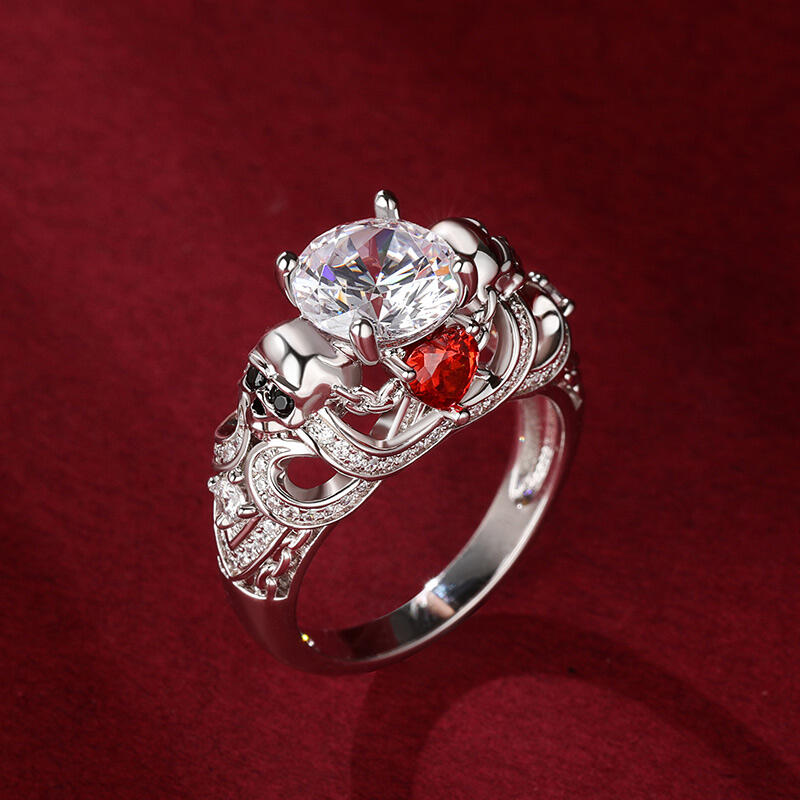 Jeulia "Chain to Love" Skull Design Sterling Silver Ring