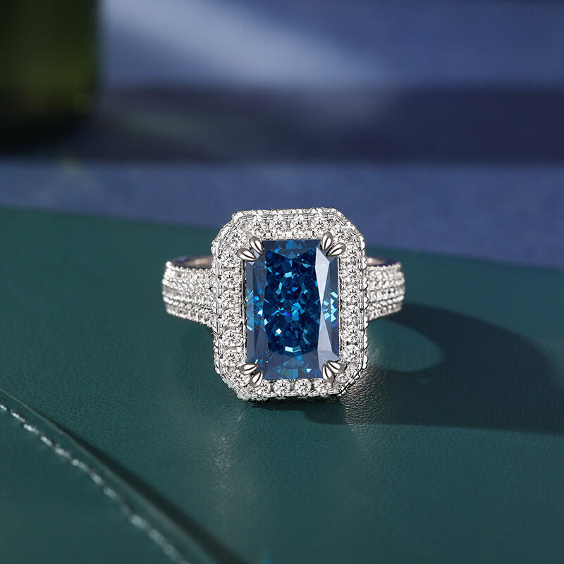 Jeulia "Captivating Brilliance" Emerald Cut Halo Sterling Silver Ring