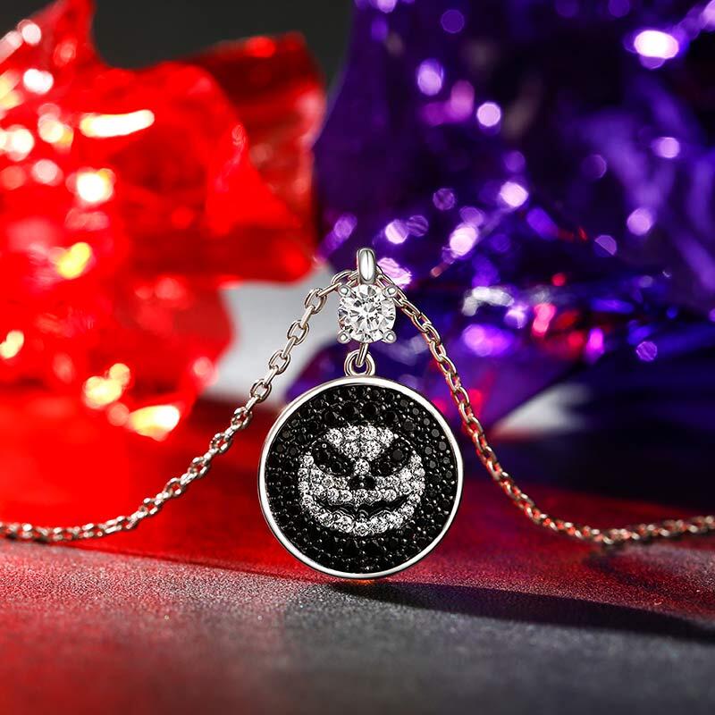 Jeulia "Pumpkin King" Skull Design Sterling Silver Necklace