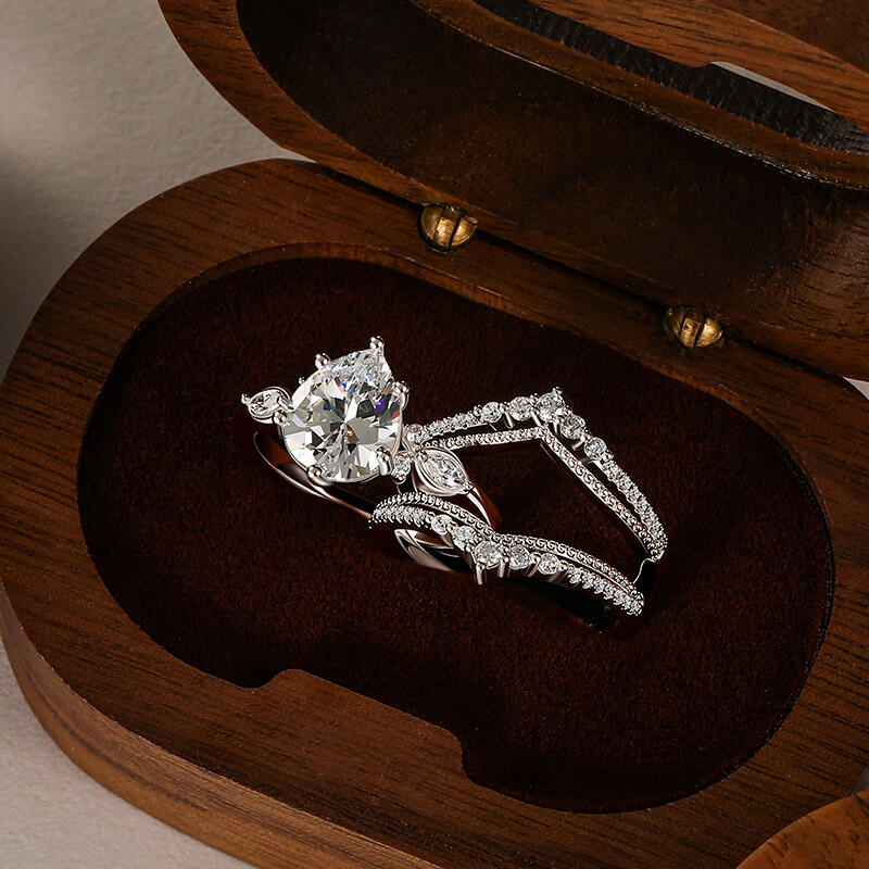 Jeullia Vintage Pear Cut V-Shaped Bridal Set Sterling Silver