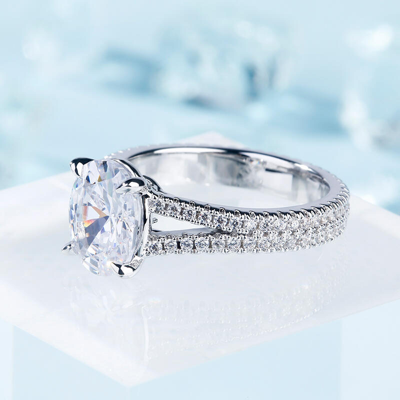 Jeulia Split Shank Oval Cut Sterling Silver Eternity Ring