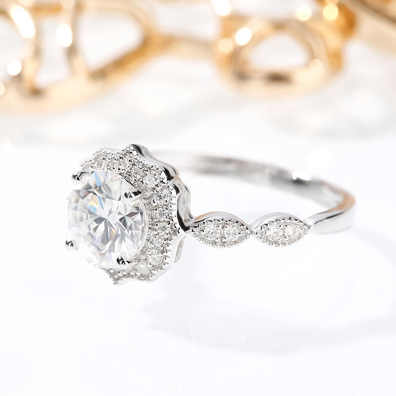 Jeulia Halo Round Cut Vintage Sterling Silver Ring