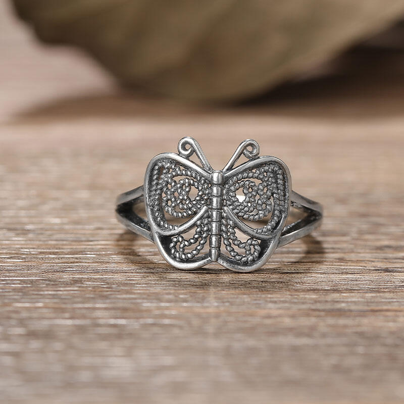 Jeulia Anillo en forma de mariposa de plata de ley