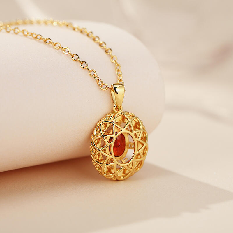 Jeulia Collar de nombre personalizado con corte ovalado de plata de ley