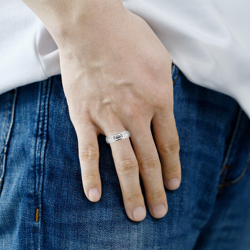 "Eternal Crest" Men's Wedding Ring