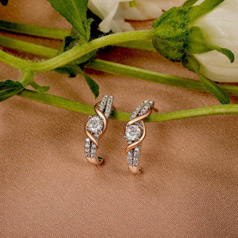 Jeulia Amore Boucles d'Oreilles Classiques à Double Ton et Torsade