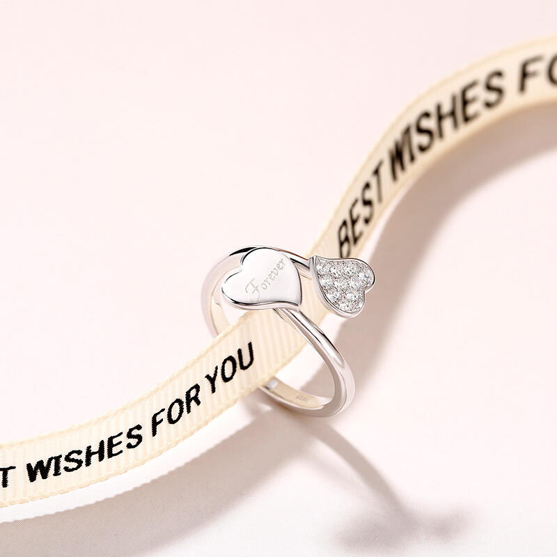 Jeulia Engraved Heart Design Sterling Silver Ring
