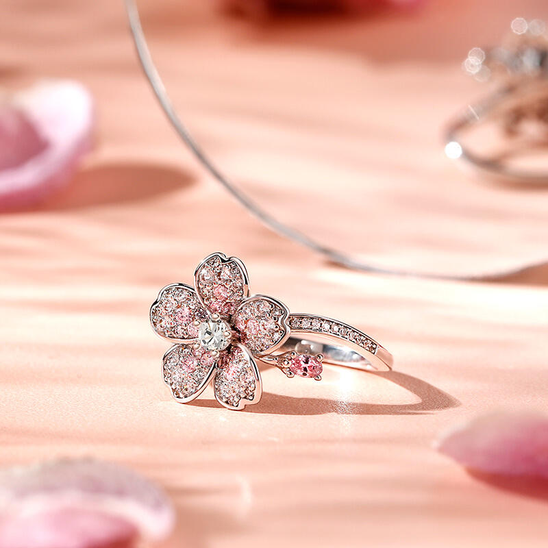 Jeulia Anillo grande de flor de cerezo de plata de ley