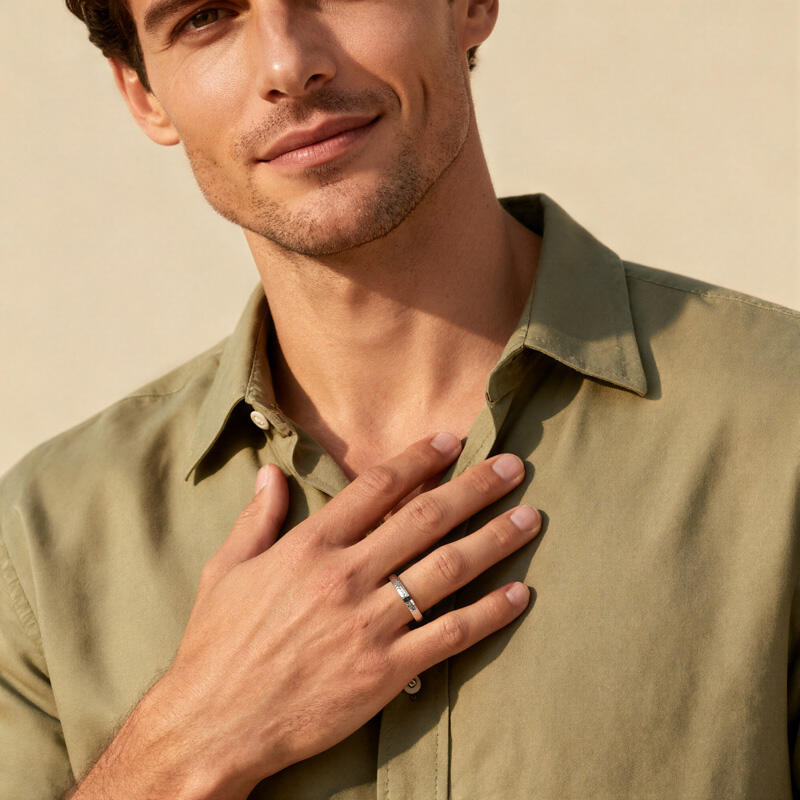 Jeulia Hammered Men's Rectangular Moss Agate Wedding Band