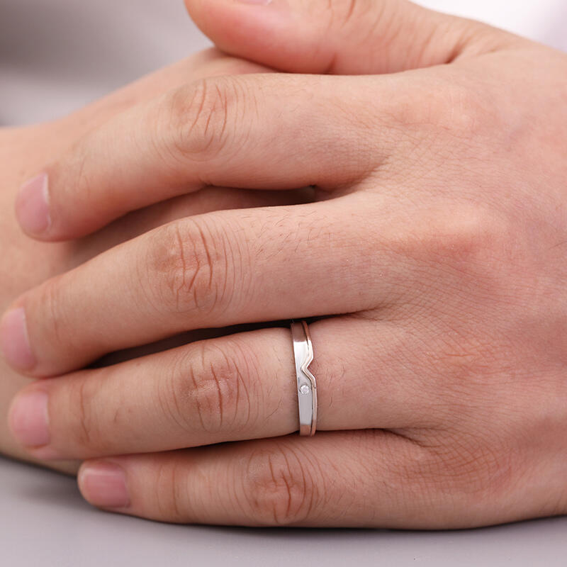 Jeulia Two Tone Heart Sterling Silver Man's Band