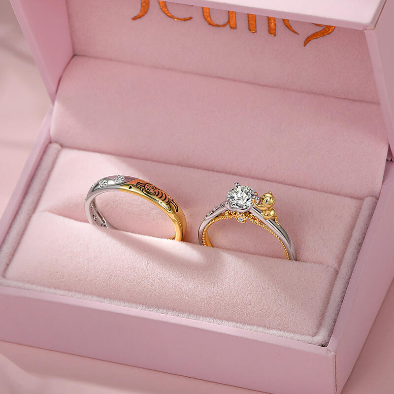 Jeulia Custom Cat and Paw Print Couple Rings Set
