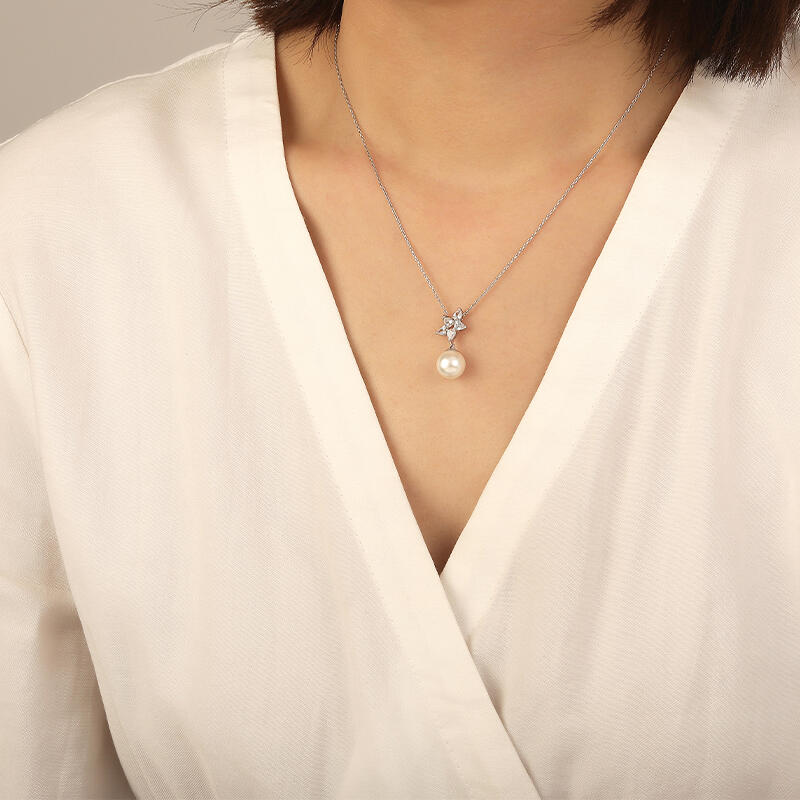 "Garten der Klarheit" Süßwasserperlen-Halskette 9,5-10 mm