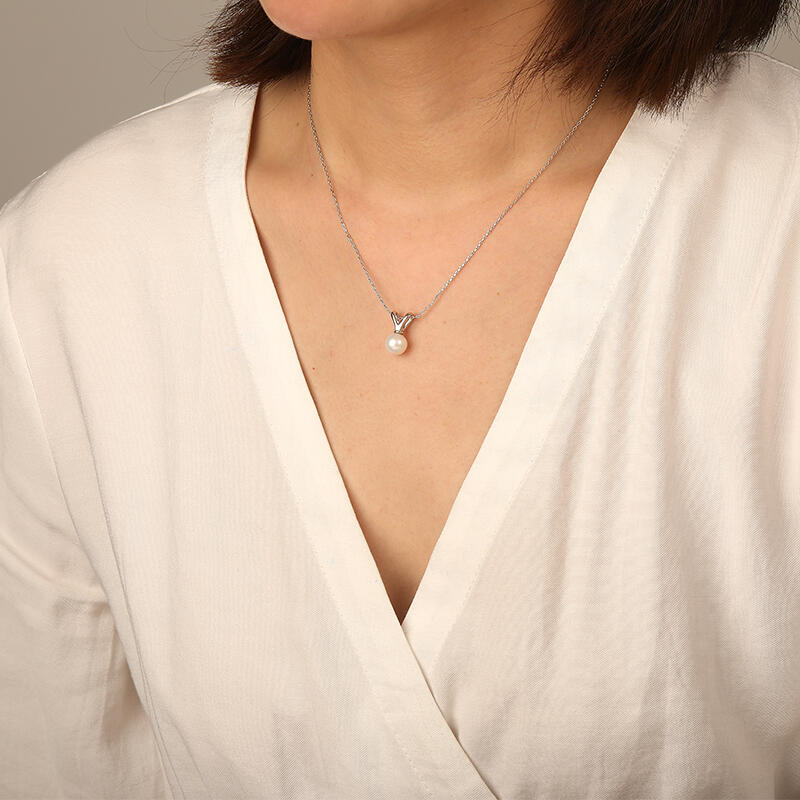 "An Ode to Beauty" 8-8.5mm Freshwater Pearl Necklace