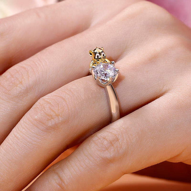 Jeulia Hug Me "Król Dżungli" Lew Korona Okrągłe Cięcie Srebrny Pierścionek