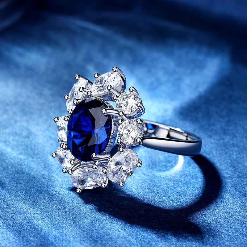 Jeulia Halo Oval Cut Sterling Silver Ring