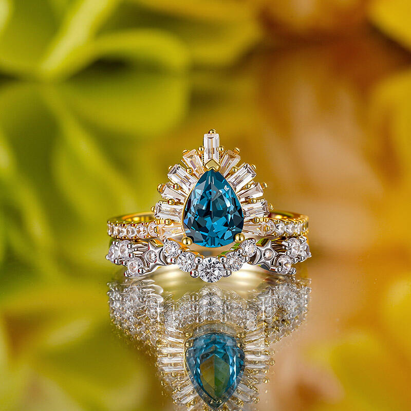 Jeulia Luna Astra Sunrise Two Tone Pear Ring Set